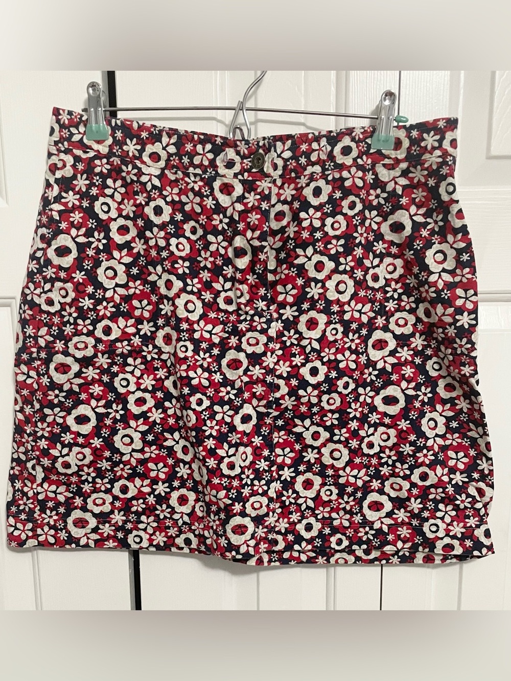 Christopher & Banks Red, White & Navy Floral Skirt